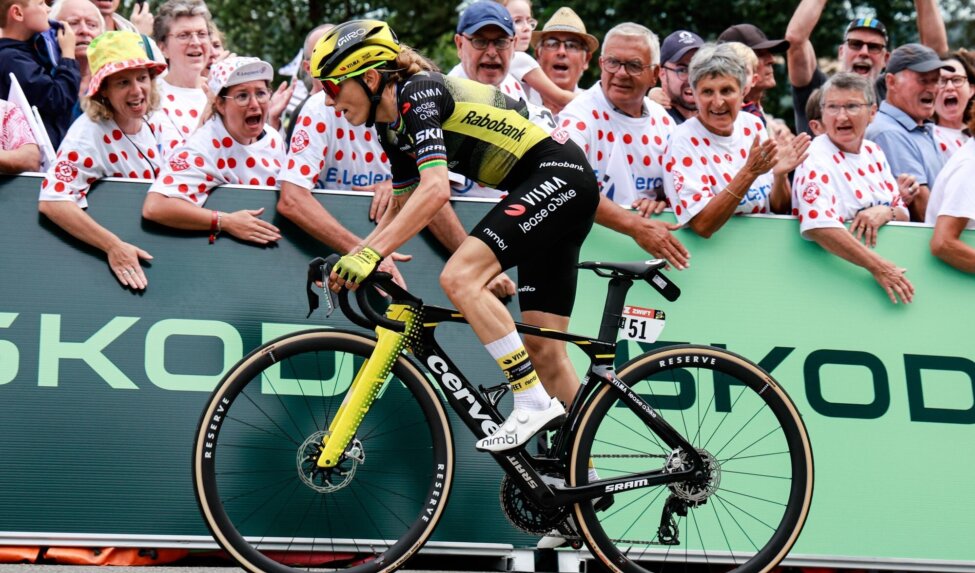 Ferrand-Prévot climbs to second place in GC after strong performance in fifth stage Tour de France Femmes