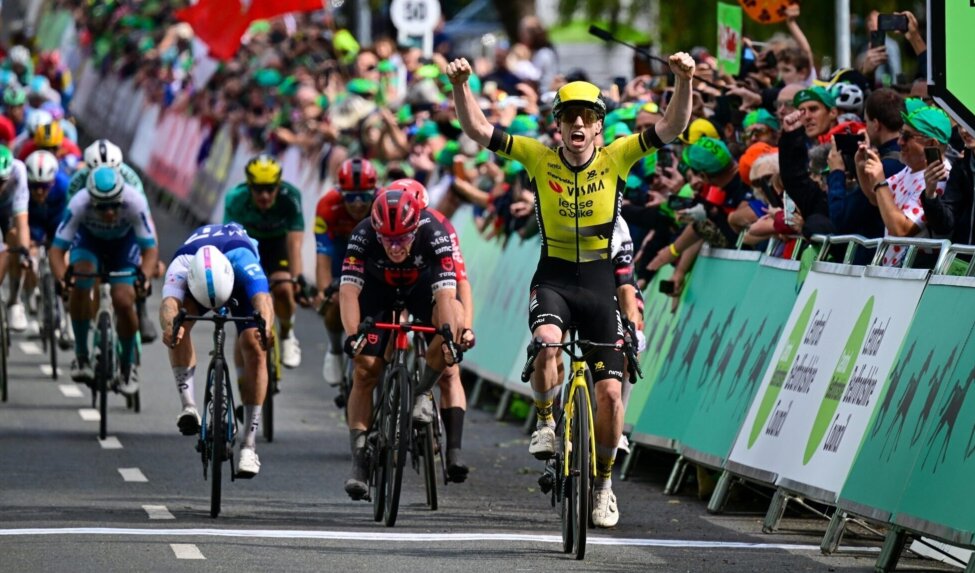 Brennan bezorgt Team Visma | Lease a Bike derde opeenvolgende zege in Tour of Britain