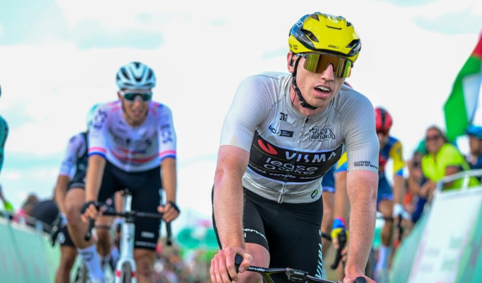 Team Visma | Lease a Bike kan niet meestrijden om de zege in zware finale vierde etappe Tour of Britain