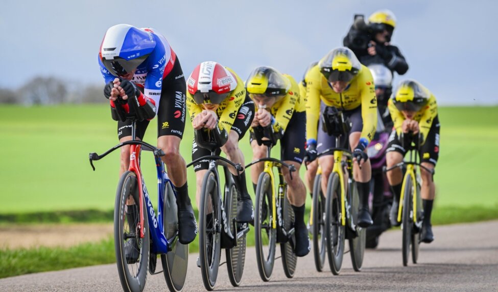 Team Visma | Lease a Bike speeds to fourth place in Paris-Nice team time trial