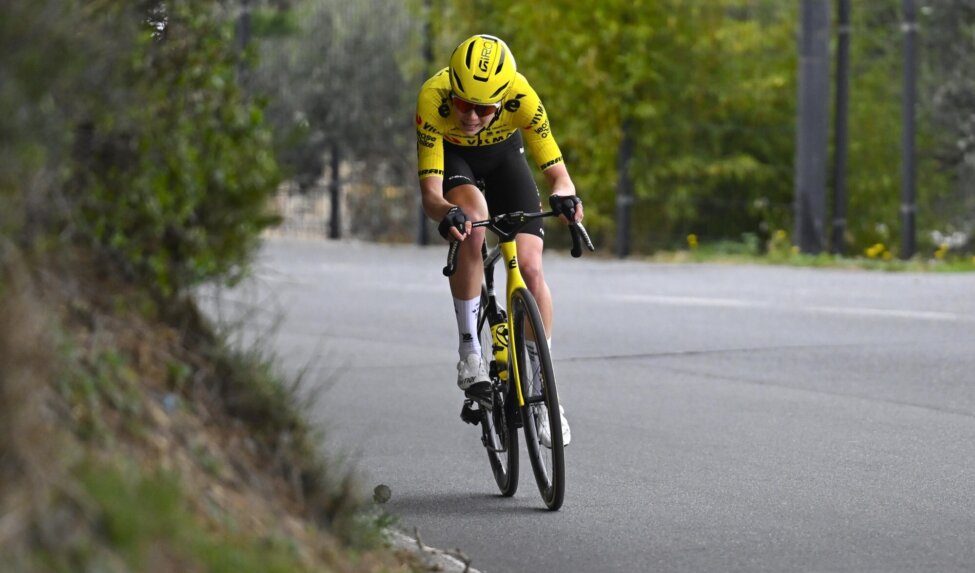 Team Visma | Lease a Bike Women shows strong finale but misses out on reward at Milano-Sanremo Donne