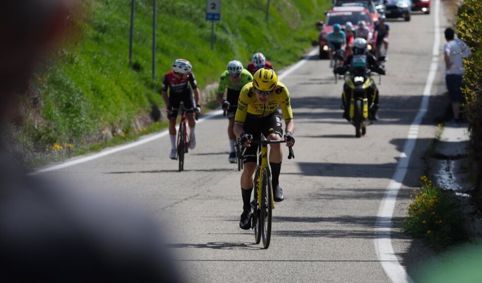 Team Visma | Lease a Bike starts Coppi e Bartali with mountain jersey for Goszczurny