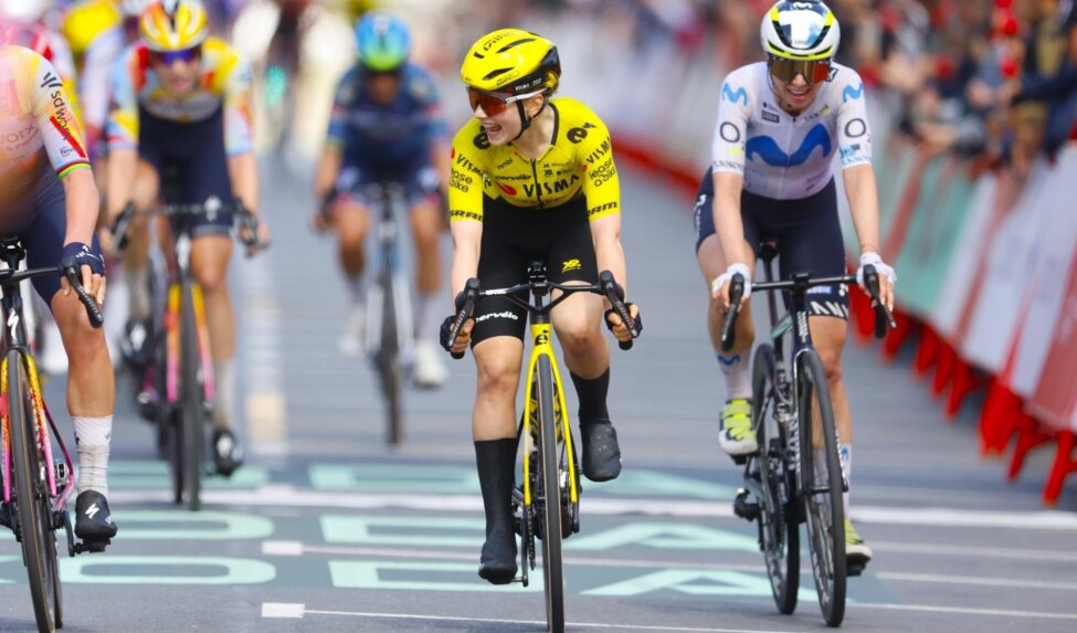 Van Dam secures an impressive third place for Team Visma | Lease a Bike in La Vuelta Femenina