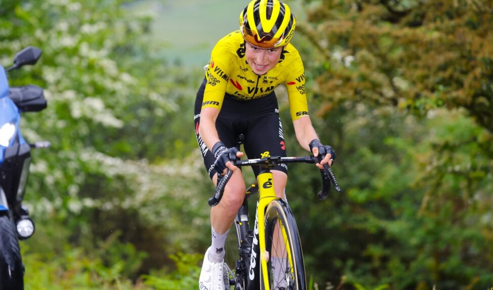 Bunel grijpt jongerentrui na indrukwekkende prestatie in zesde etappe La Vuelta Femenina