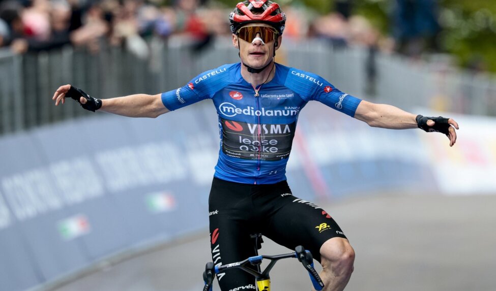 Vingegaard claims 50th victory on Corno alle Scale