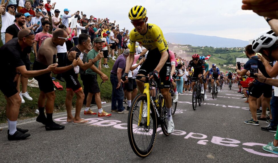 Liveblog: Kuss triumphs in queen stage Giro d'Italia