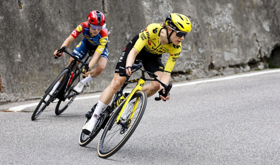 Femke de Vries finishes a strong ninth in a tough stage 5 of the Giro d’Italia Women