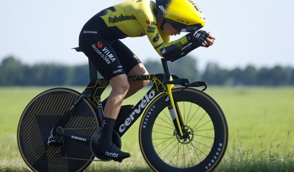 Liveblog: Hengeveld takes Dutch national time trial title, De Vries and Nooijen take silver and bronze!
