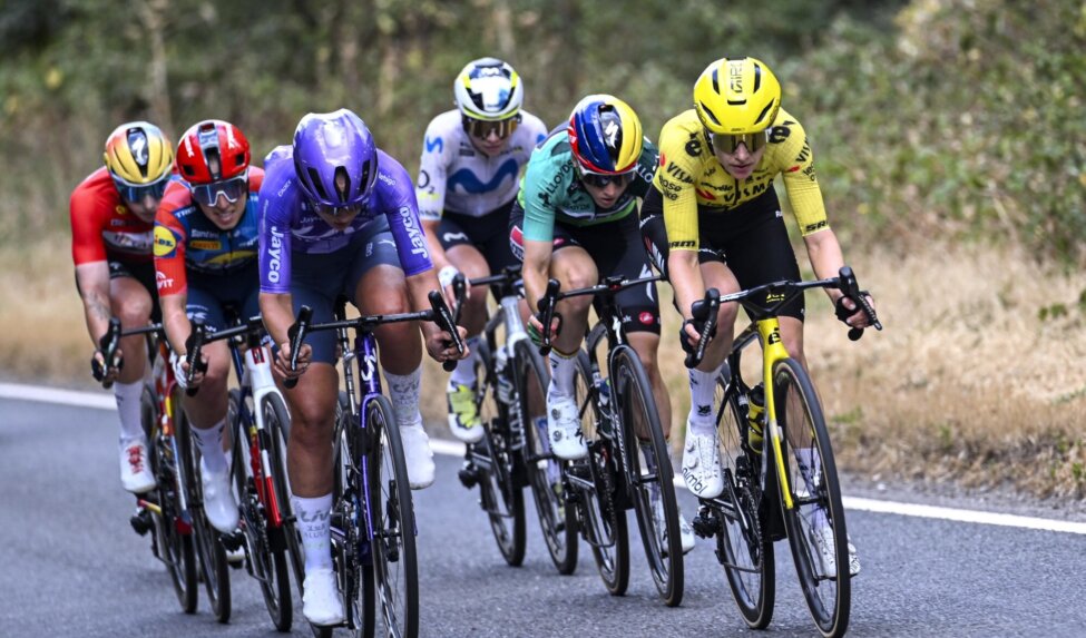 Zevende plaats voor De Vries na sterke finale in vierde etappe Tour of Britain