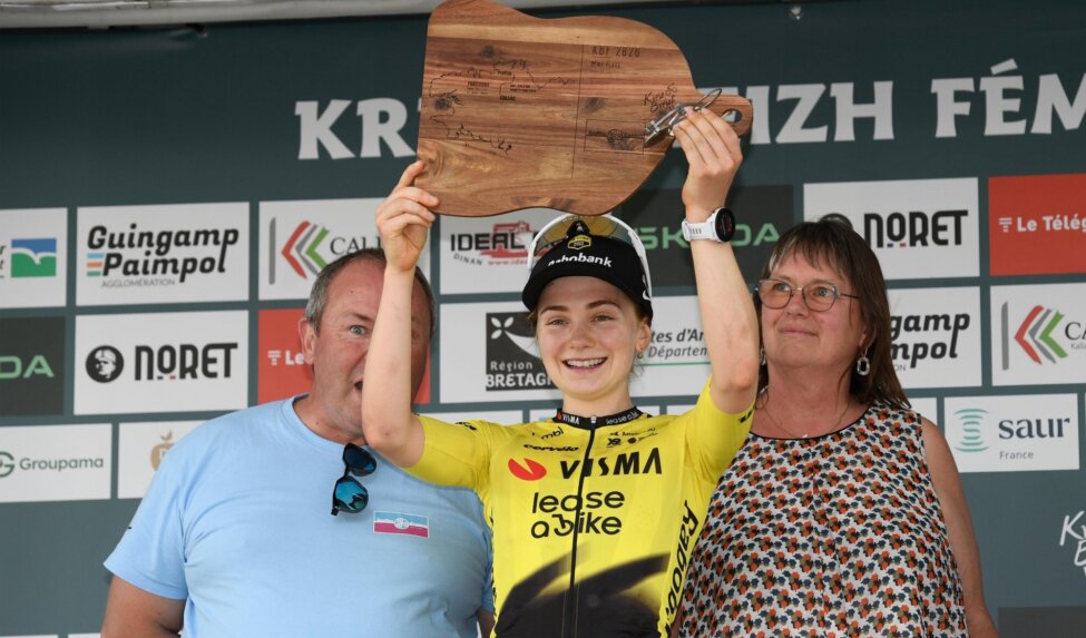 Van Dam rewards strong finale with third place in Kreiz Breizh Elites Féminin