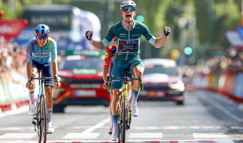 Van Aert sprint naar tweede ritzege in Vuelta