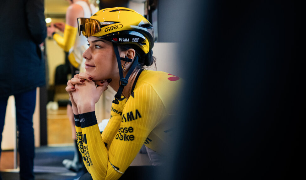 Liveblog: Follow all the action from Dwars door Vlaanderen Women here!