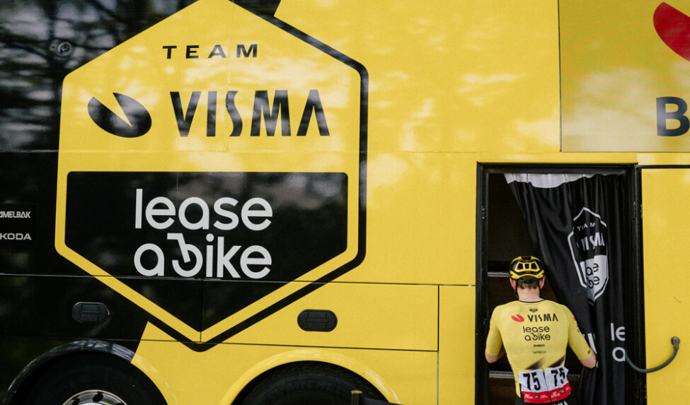 Team Visma | Lease a Bike Development welcomes Alistair Forsyth and Tomás Mateus