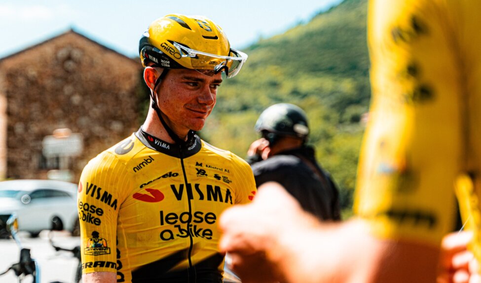 Liveblog Vuelta: Team Visma | Lease a Bike well represented in large front group in fourth stage