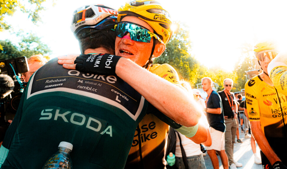 Fan Peloton talk: 'The WhatsApp groups give me a strong sense of involvement'
